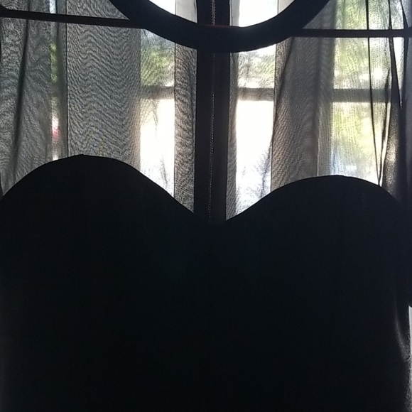 💖NWT ROBBI & NIKKI DRESS - Picture 2 of 6